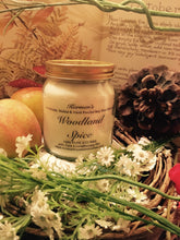 Load image into Gallery viewer, Woodland Spice. Pure Soy Wax Candle. 12oz / 345ml (Large). Aromatherapy Essential Oils